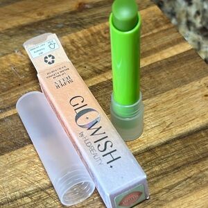 ⚡️💕Huda Beauty Matcha Glowish Super Jelly Lip Balm
